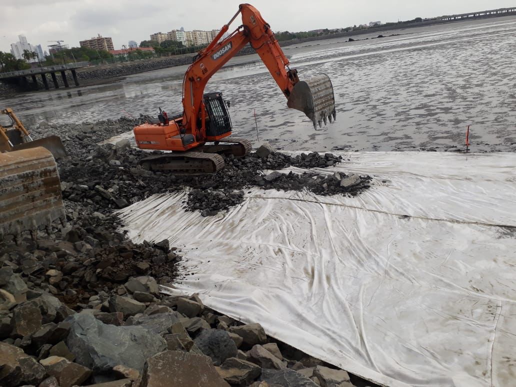 High Strength PET Filament Woven Geotextile